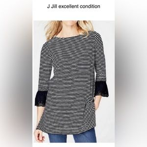 Navy blue white stripe J Jill tunic top 3/4 sleeves sz M